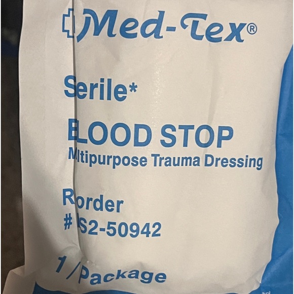 Pet First Aid Kit - Picture 5 of 6